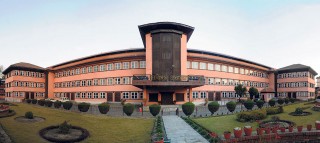 राष्ट्रपतिलाई सर्वोच्चले भन्यो: देउवालाई २ दिनभित्र प्रधानमन्त्री नियुक्त गर
