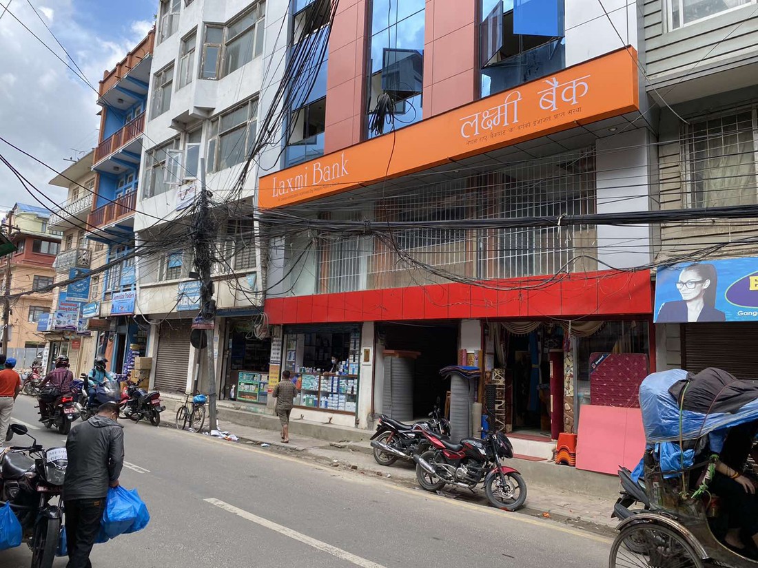 लक्ष्मी बैंकको नयाँ शाखा काठमाडौको क्षेत्रपाटीमा