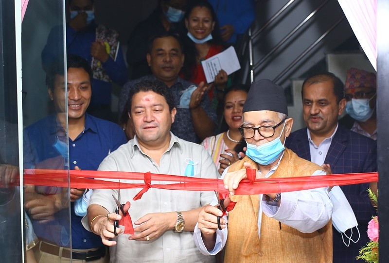 प्रतिस्पर्धात्मक बजारमा ६ वटा सहकारी बैंक आवश्यकः भण्डारी