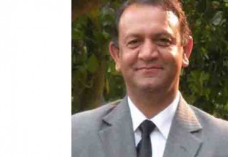 कुकुरलाई 'डिस्टेम्पर', मानिसलाई निमोनिया र बादरलाई लुतोको जोखिम भए जस्तै विश्व बामपन्थी राजनीति एउटा गंभीर रोगको शिकार हुने गरेको छ