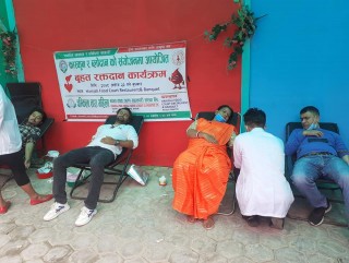 चम्किला तारा साकोसको आयोजनामा  रक्तदान कार्यक्रम,५३ जनाद्वारा रक्तदान