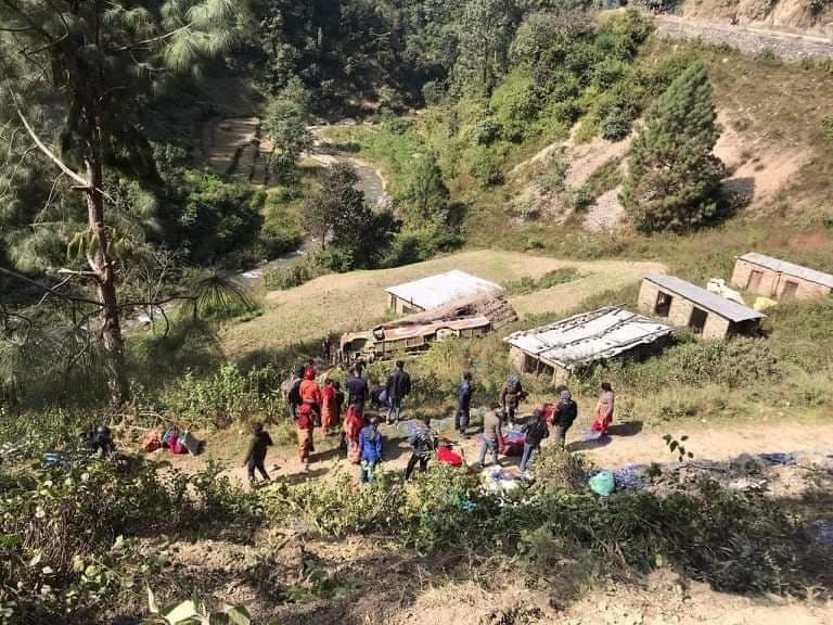 कपुरकोटको बस दुर्घटनामा ९ जनाको मृत्यु