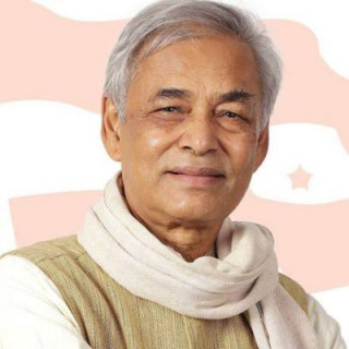 सत्तासँग सँधैजसो टाढा रहेका काँग्रेस नेता प्रदीप गिरीको असामयिक निधन