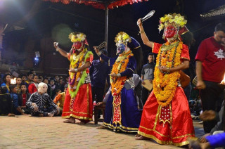 ३ सय ८१ वर्षदेखि निरन्तर  सञ्चालित ऐतिहासिक कात्तिक नाच आजदेखि शुरू हुँदै