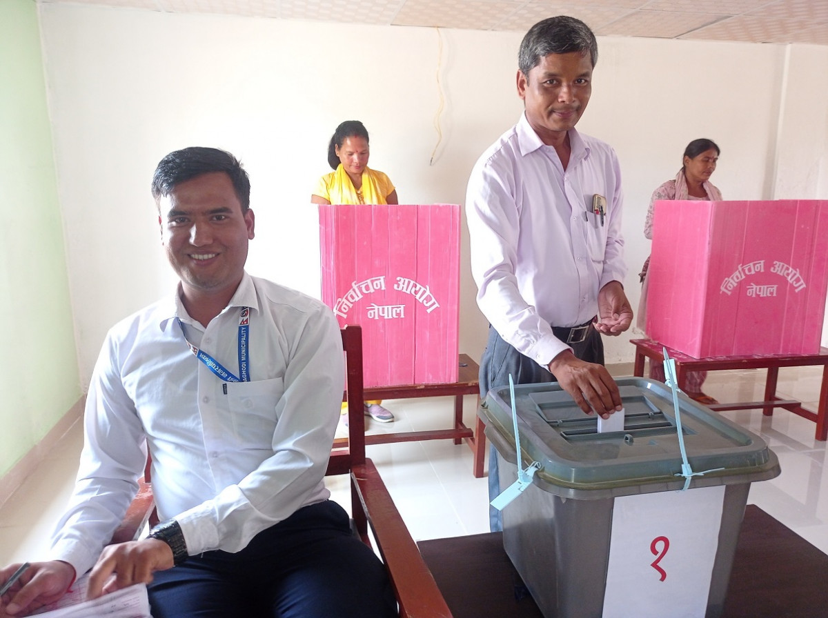 कैलालीको सुख्खडमा बदर मत घटाउन गरियो नमूना मतदान