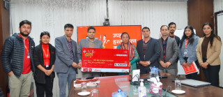 दसैँ अफर विजेता बेलीमाया तामाङ्गलाई आइएमईको  १० लाख उपहार
