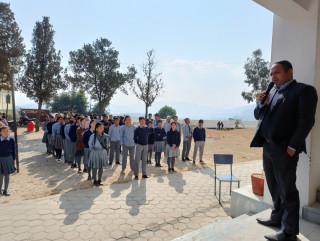 चण्डेश्वरी  सहकारी संस्थाद्वारा  सामुदायिक विद्यालयलाई  साउण्ड सिस्टम प्रदान
