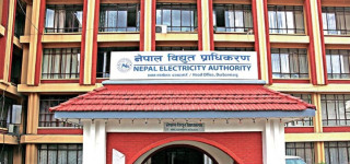 सम्पर्कविहीन कर्मचारीका परिवारलाई विद्युत् प्राधिकरणको राहत